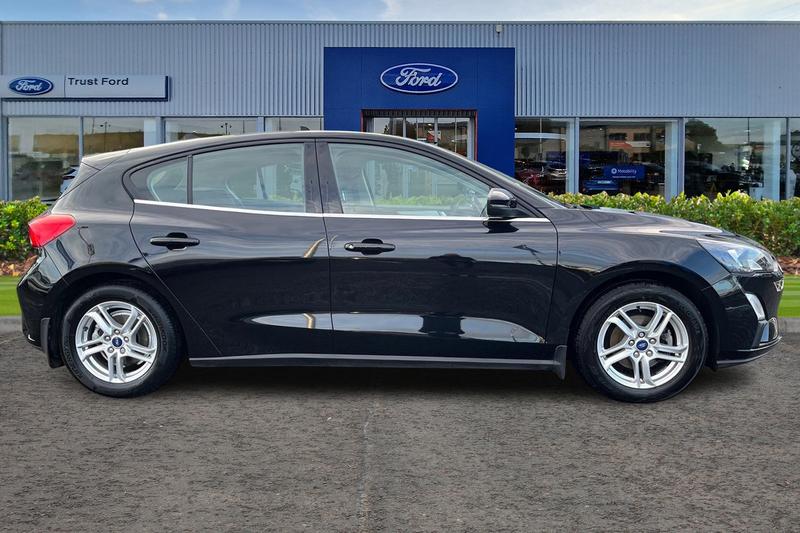 Used Ford Focus 2021 for sale - 76882580: Photo 3