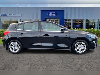 Used Ford Focus 2021 for sale - 76882580: Photo