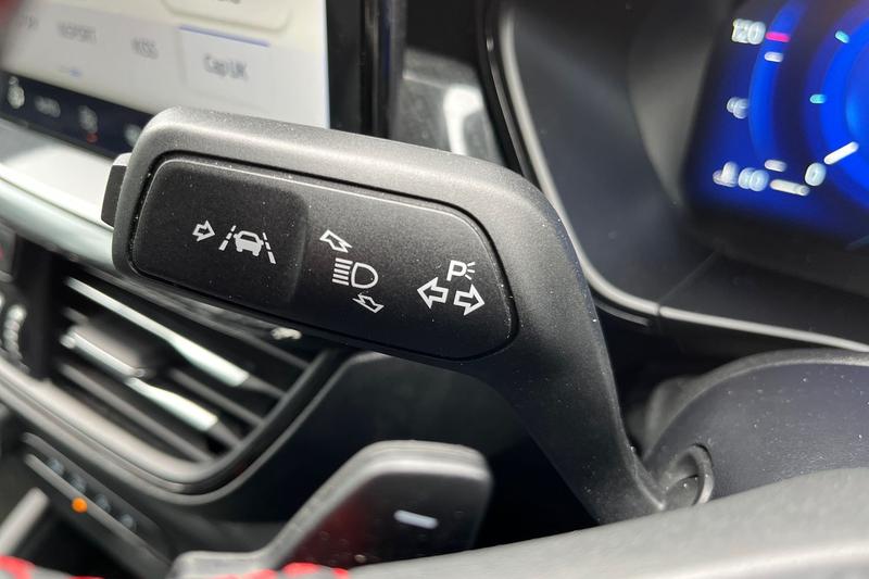 Used Ford Focus 2023 for sale - 77819821: Photo 14