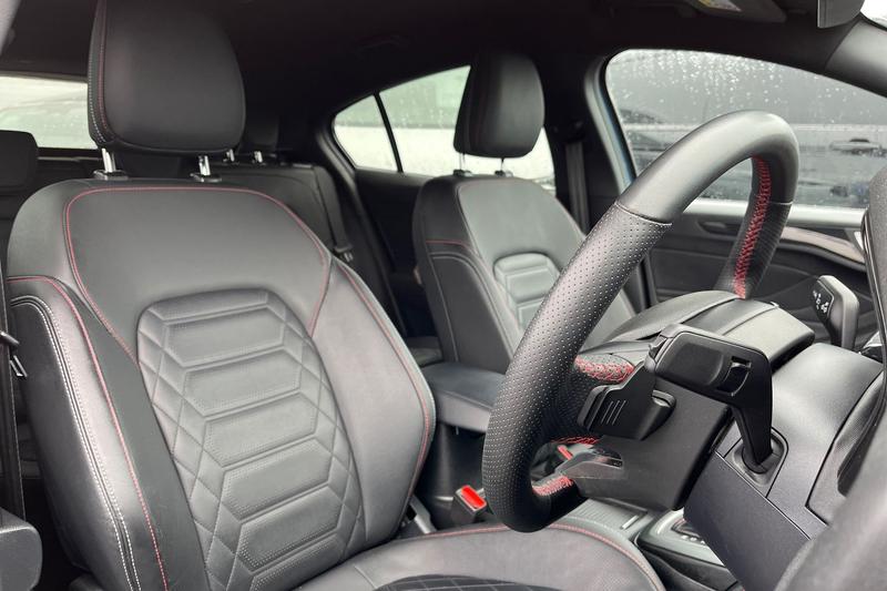 Used Ford Focus 2023 for sale - 77819821: Photo 17