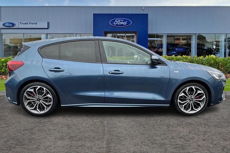 Used Ford Focus 2023 for sale - 77819821: Photo 3