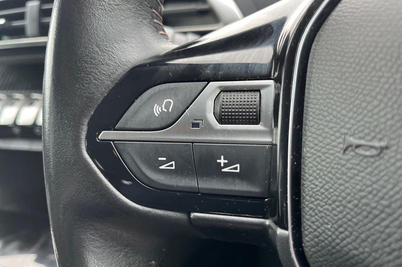 Used Peugeot 5008 2022 for sale - 77529063: Photo 30