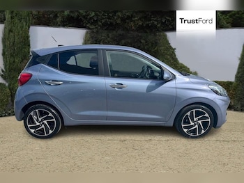 Used Hyundai i10 2024 for sale - 79560250: Photo