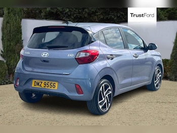 Used Hyundai i10 2024 for sale - 79560250: Photo