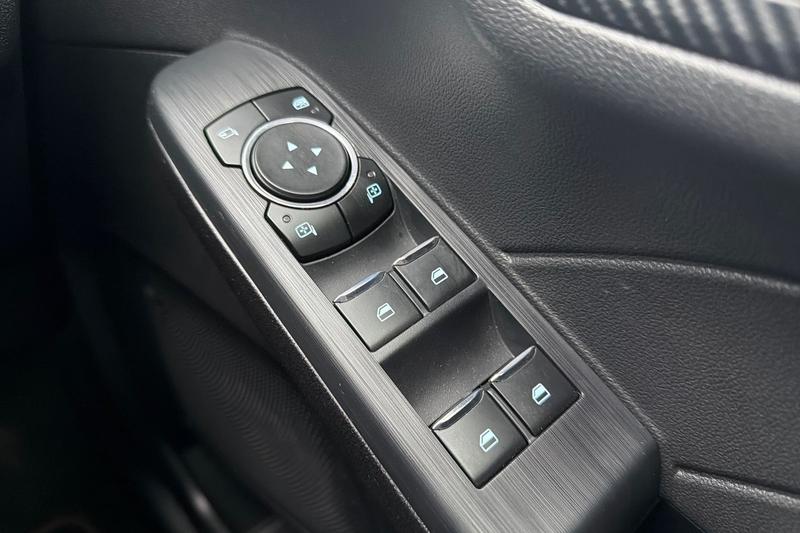 Used Ford Kuga 2025 for sale - 77225795: Photo 16