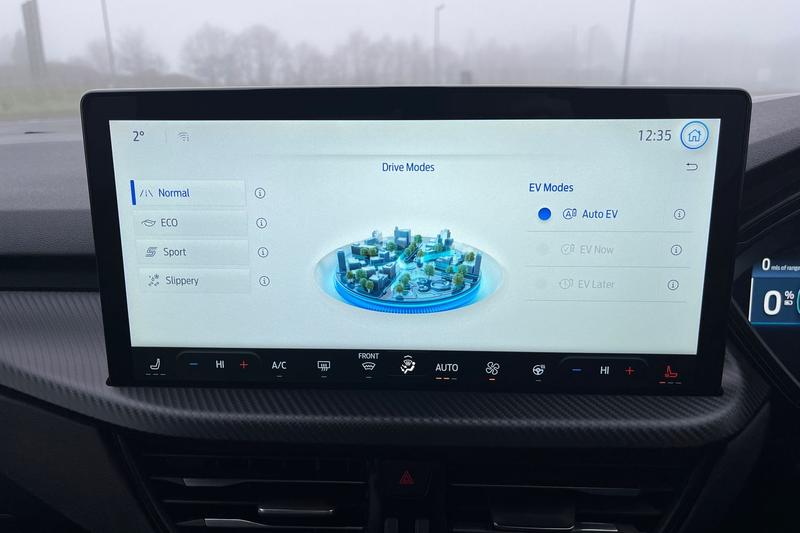 Used Ford Kuga 2025 for sale - 77145267: Photo 32