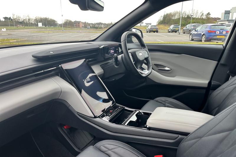 Used Ford Explorer 2025 for sale - 77918764: Photo 18