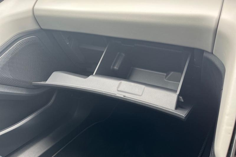 Used Ford Explorer 2025 for sale - 77918764: Photo 32