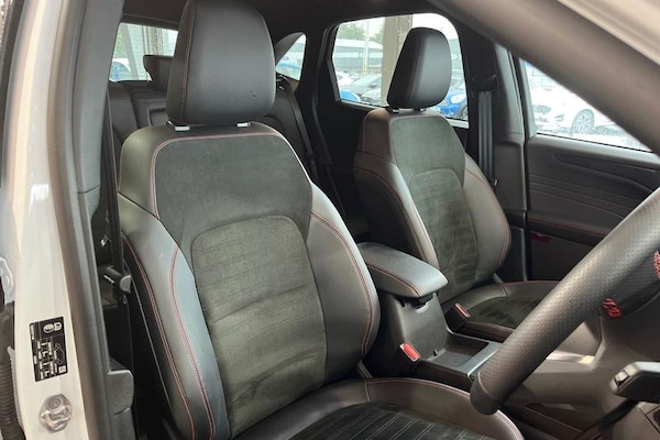 Used Ford Kuga 2024 for sale - 76161937: Photo 38