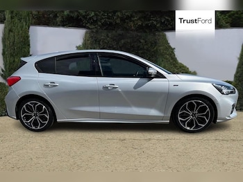 Used Ford Focus 2021 for sale - 78556152: Photo
