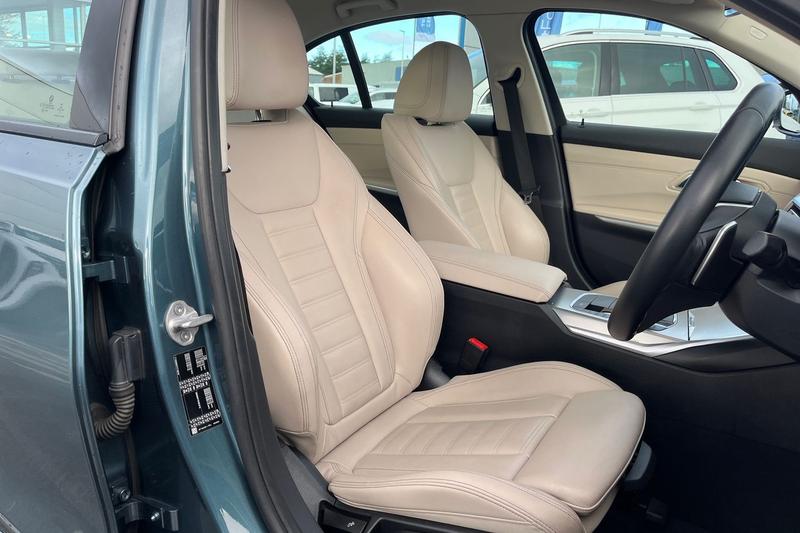 Used BMW 3 Series 2020 for sale - 76076676: Photo 17