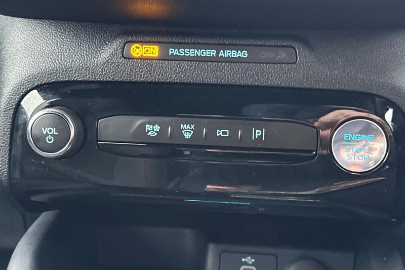 Used Ford Kuga 2025 for sale - 76819195: Photo 33