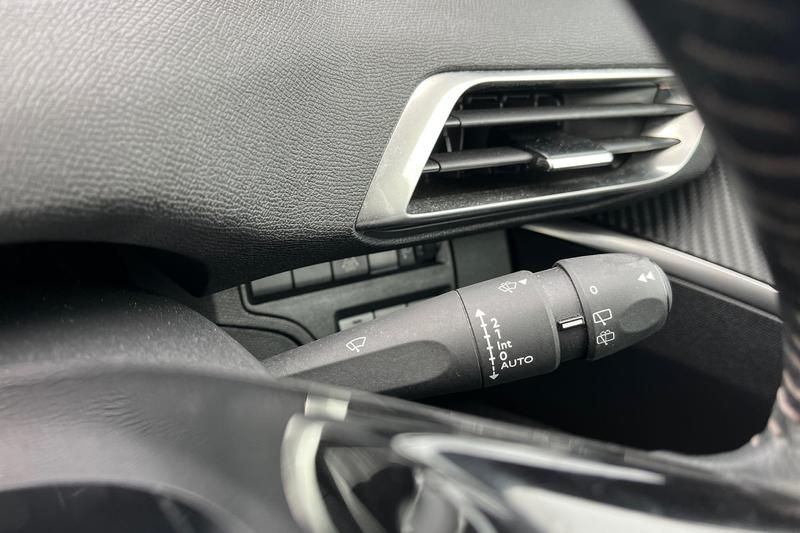 Used Peugeot 3008 2022 for sale - 77117415: Photo 15