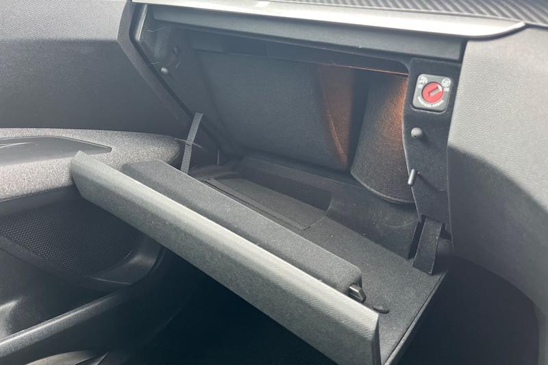 Used Peugeot 3008 2022 for sale - 77117415: Photo 35