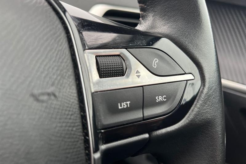 Used Peugeot 3008 2022 for sale - 77117415: Photo 37