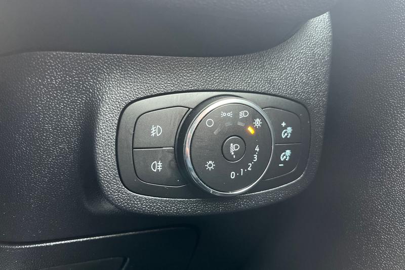 Used Ford Fiesta 2023 for sale - 78028630: Photo 27