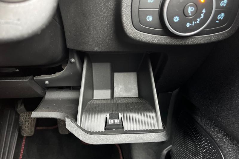 Used Ford Fiesta 2019 for sale - 77498011: Photo 32