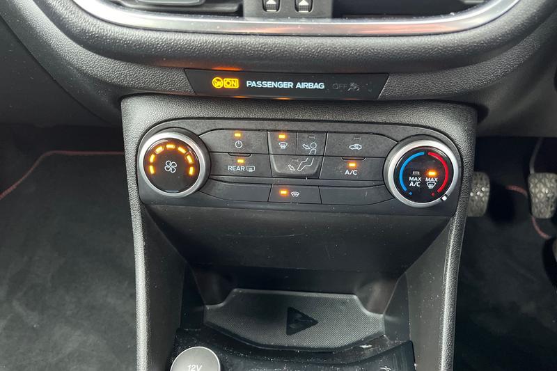 Used Ford Fiesta 2019 for sale - 77498011: Photo 33