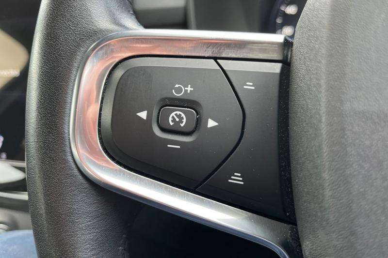 Used Volvo XC40 2021 for sale - 77770422: Photo 28