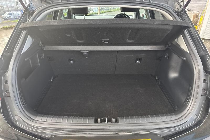 Used Kia Stonic 2019 for sale - 76355550: Photo 21