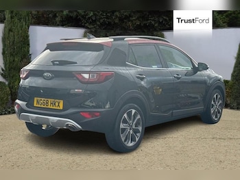 Used Kia Stonic 2019 for sale - 76355550: Photo