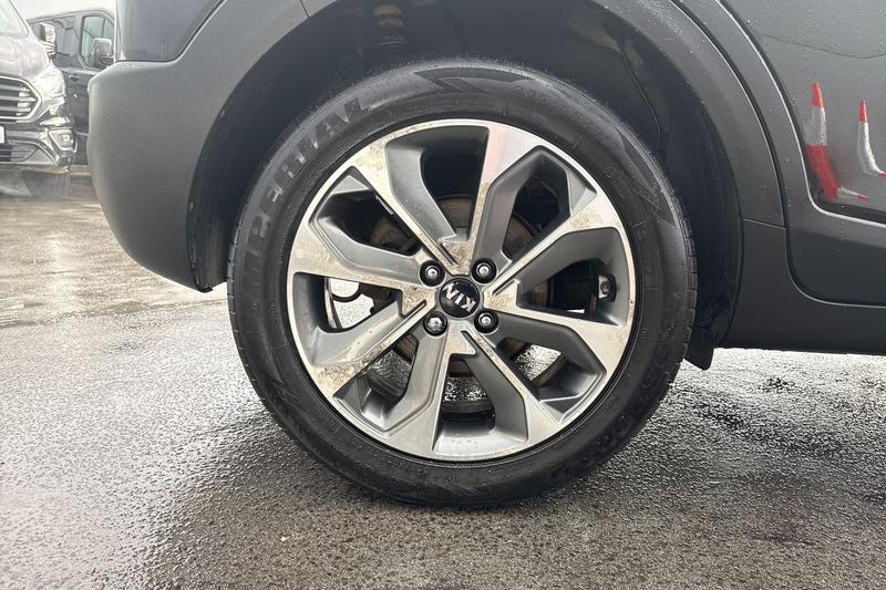 Used Kia Stonic 2019 for sale - 76355550: Photo 8