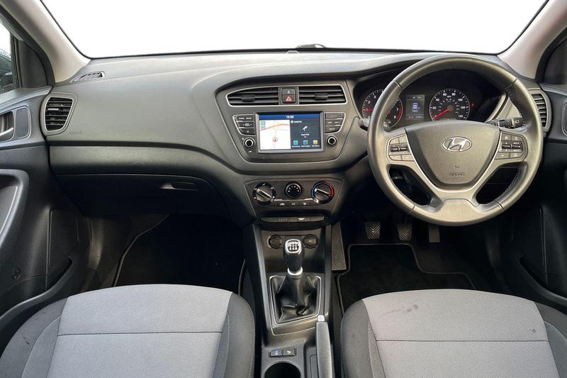 Used Hyundai i20 2019 for sale - 76634780: Photo 10