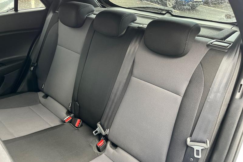 Used Hyundai i20 2019 for sale - 76634780: Photo 20