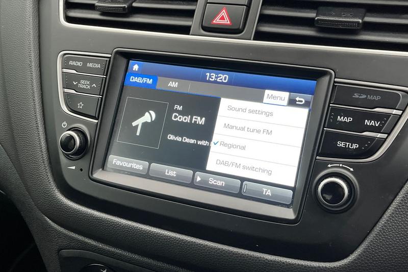 Used Hyundai i20 2019 for sale - 76634780: Photo 23