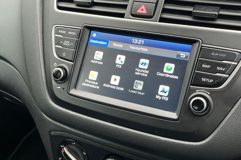 Used Hyundai i20 2019 for sale - 76634780: Photo 25