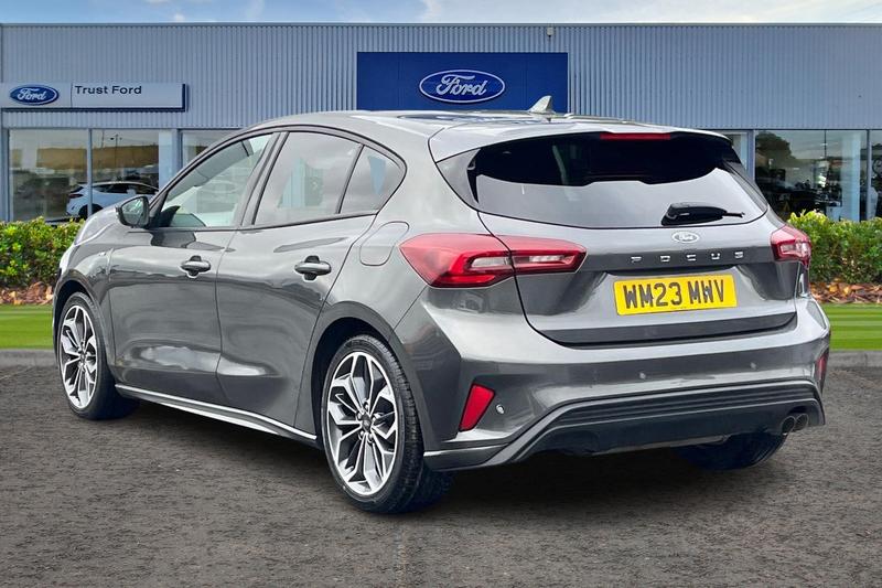 Used Ford Focus 2023 for sale - 77819825: Photo 2