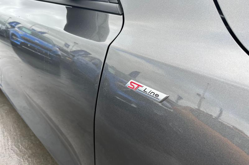 Used Ford Focus 2023 for sale - 77819825: Photo 25