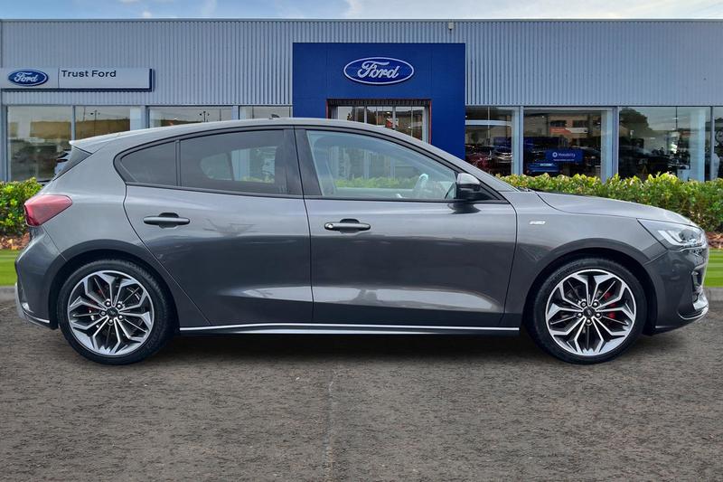 Used Ford Focus 2023 for sale - 77819825: Photo 3