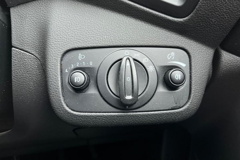 Used Ford Kuga 2017 for sale - 77435065: Photo 32