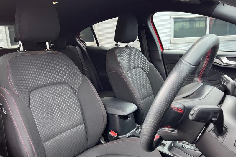 Used Ford Focus for sale - 77367667: Photo 17