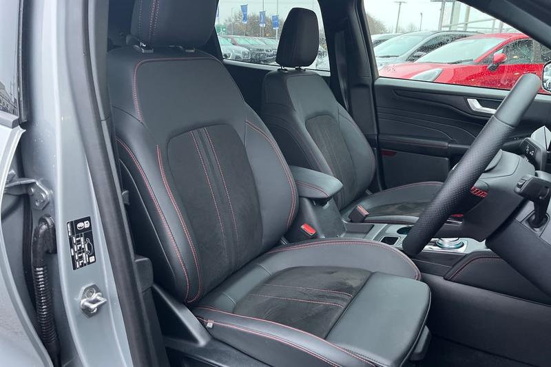 Used Ford Kuga 2025 for sale - 76803371: Photo 17