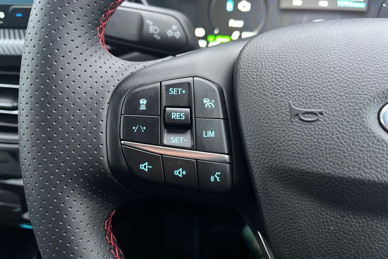 Used Ford Kuga 2025 for sale - 76803371: Photo 31