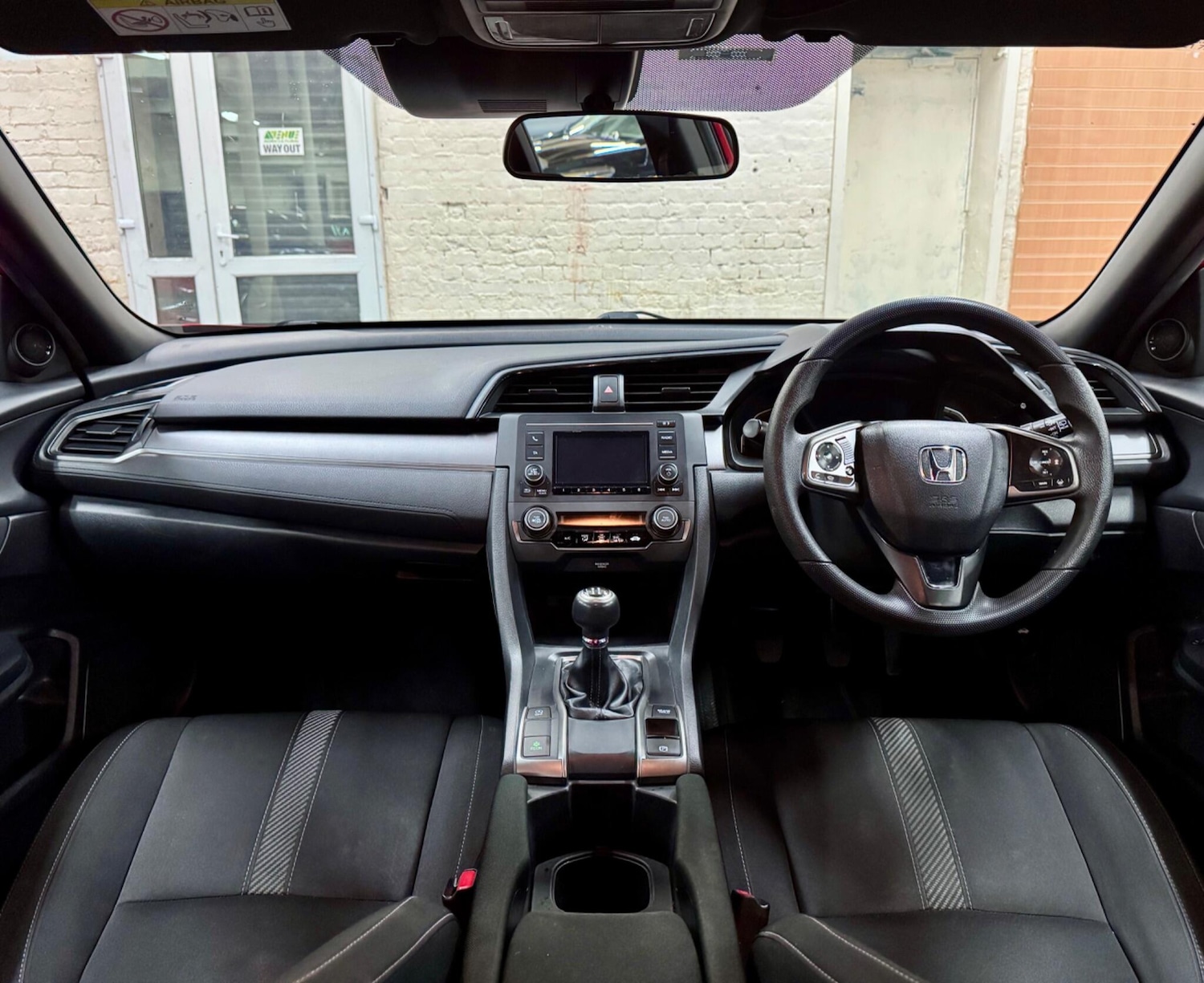 Used Honda Civic 2018 for sale - 76690886: Photo 12