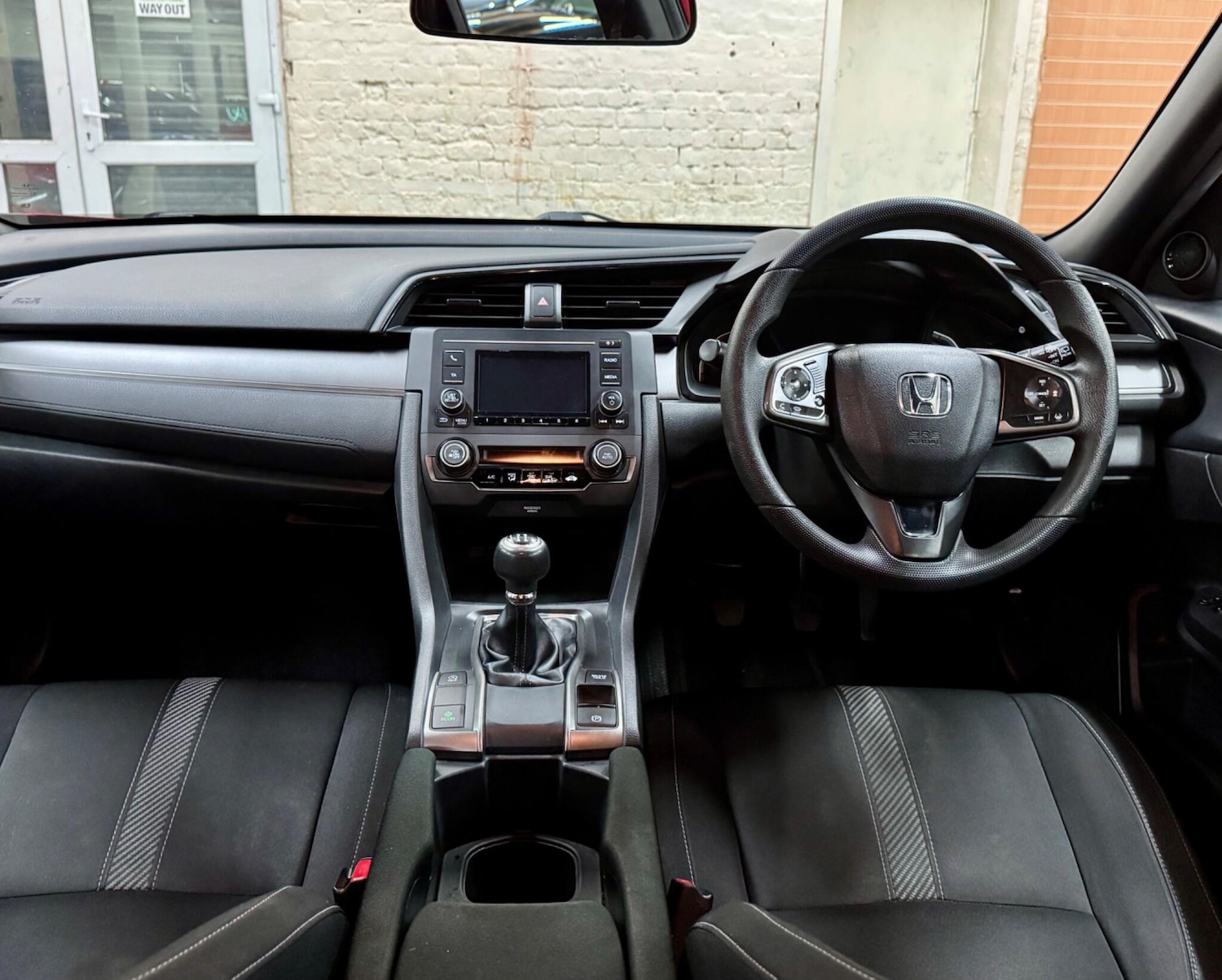 Used Honda Civic 2018 for sale - 76690886: Photo 13