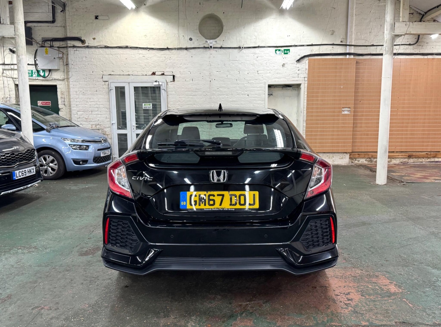 Used Honda Civic 2018 for sale - 76690886: Photo 7
