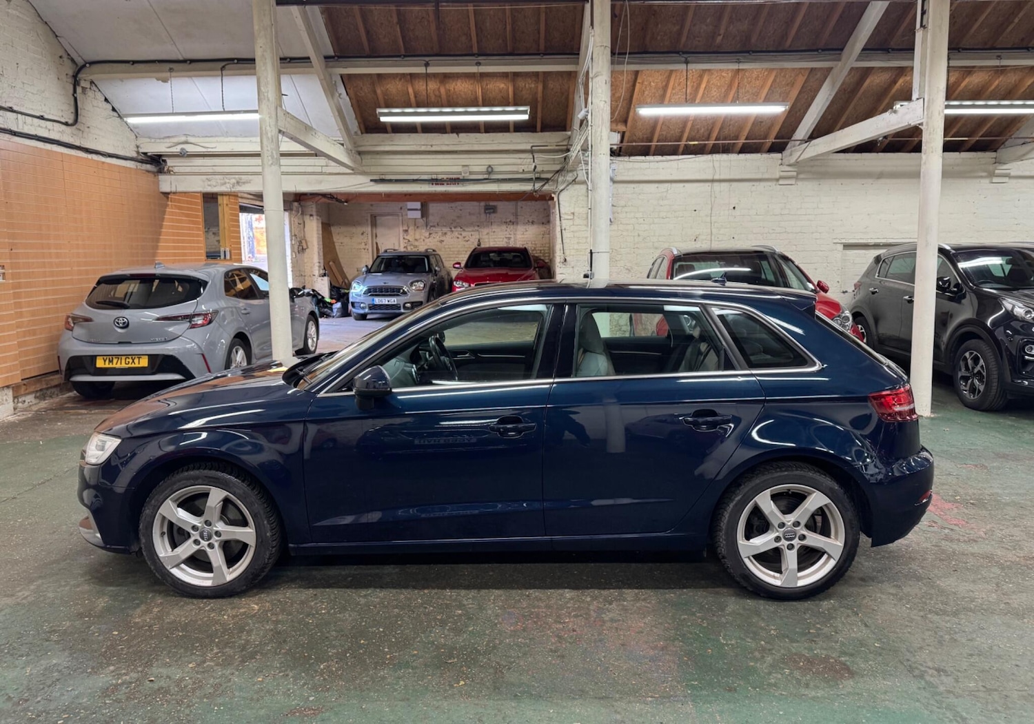 Used Audi A3 2016 for sale - 76704590: Photo 5