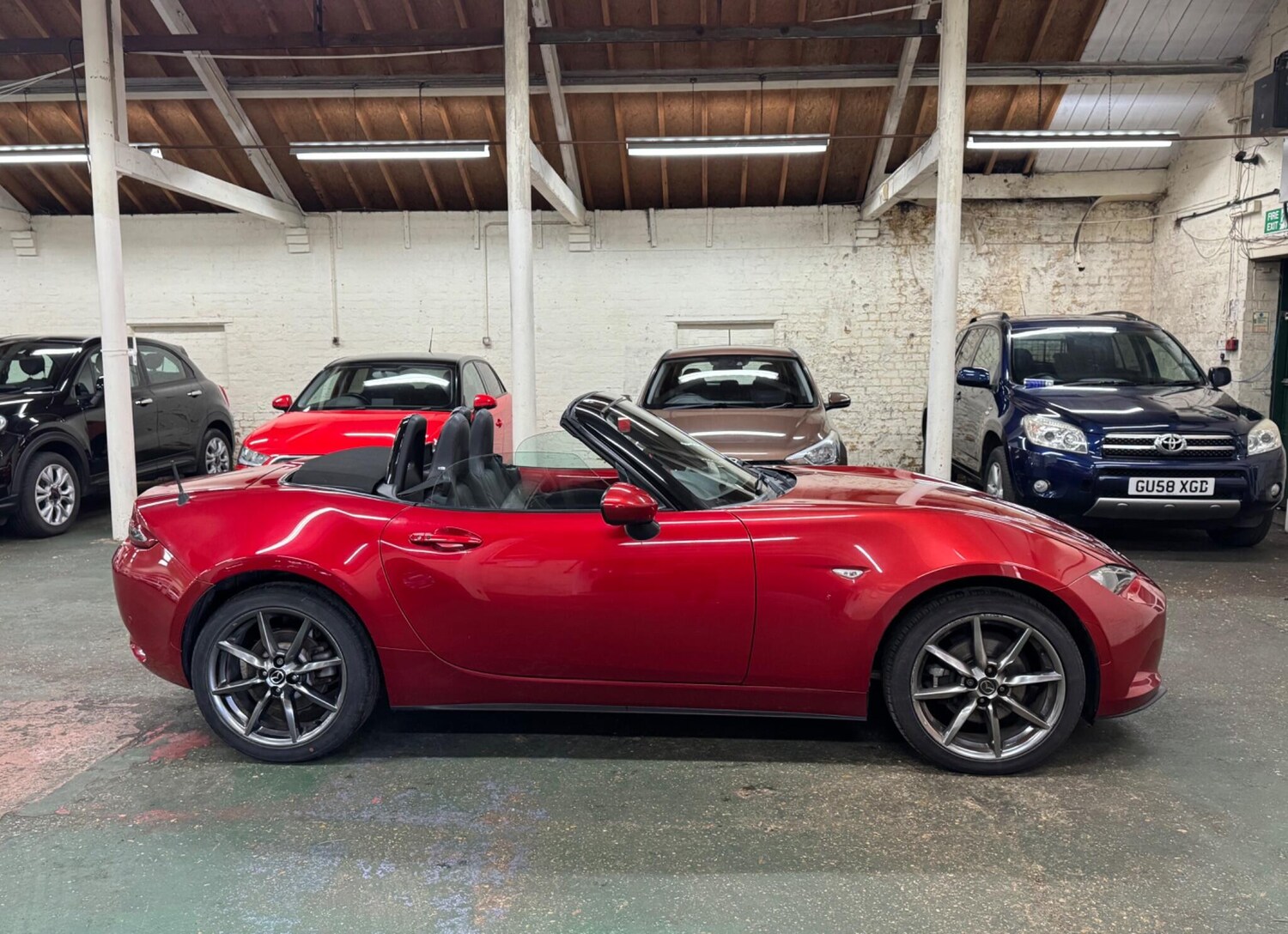 Used Mazda MX-5 2016 for sale - 77360655: Photo 10