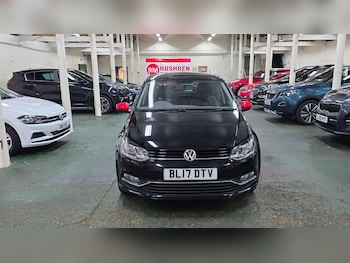 Used Volkswagen Polo 2017 for sale - 77703307: Photo