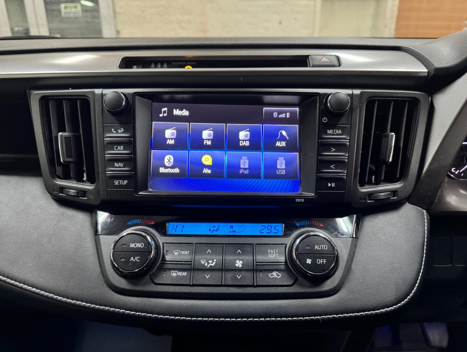 Used Toyota RAV4 2016 for sale - 77167340: Photo 19