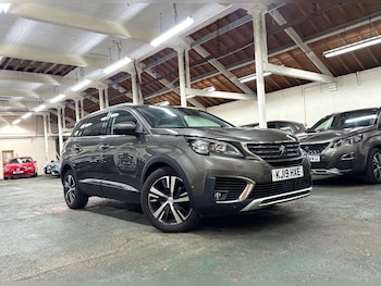 Used Peugeot 5008 2019 for sale - 76690914: Photo