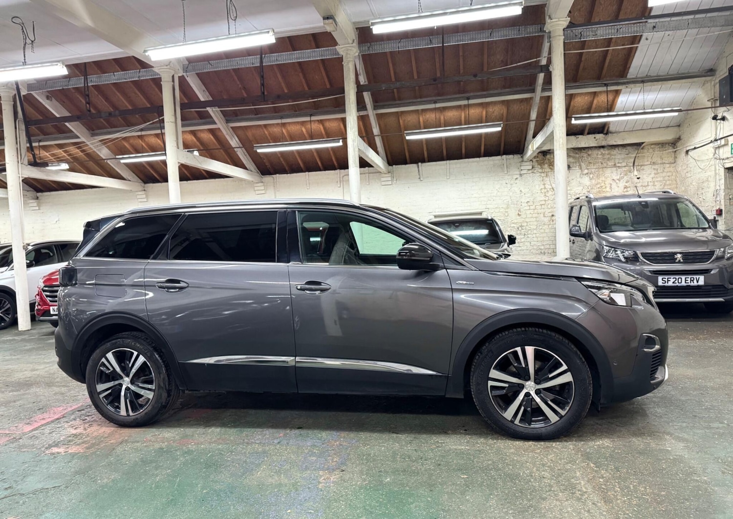 Used Peugeot 5008 2018 for sale - 76690915: Photo 11