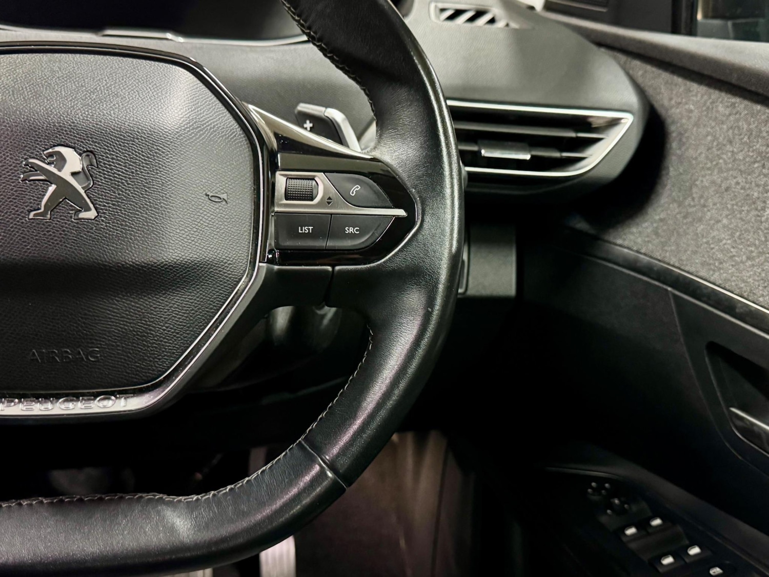 Used Peugeot 5008 2018 for sale - 76690915: Photo 20