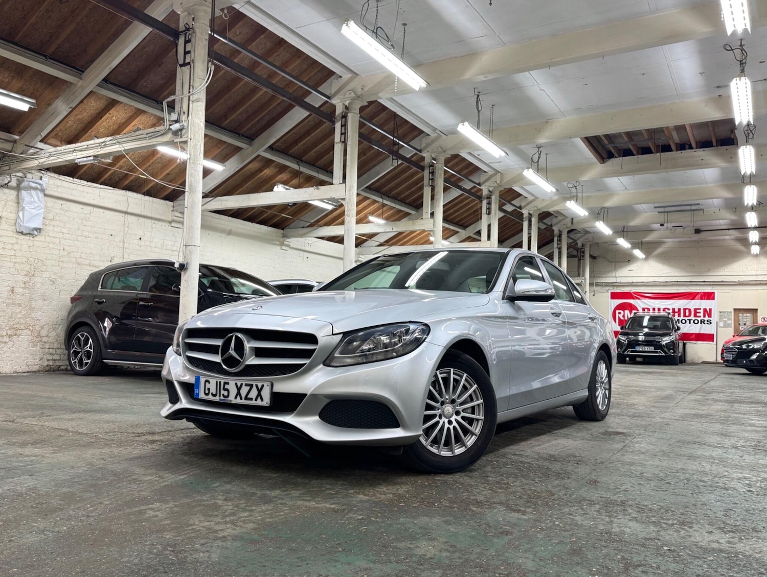 Used Mercedes-Benz C Class 2015 for sale - 78036877: Photo 2