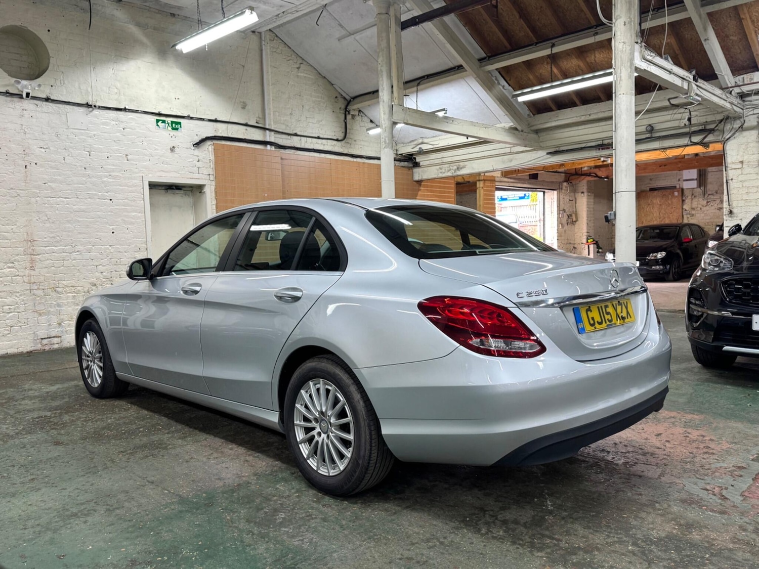 Used Mercedes-Benz C Class 2015 for sale - 78036877: Photo 6