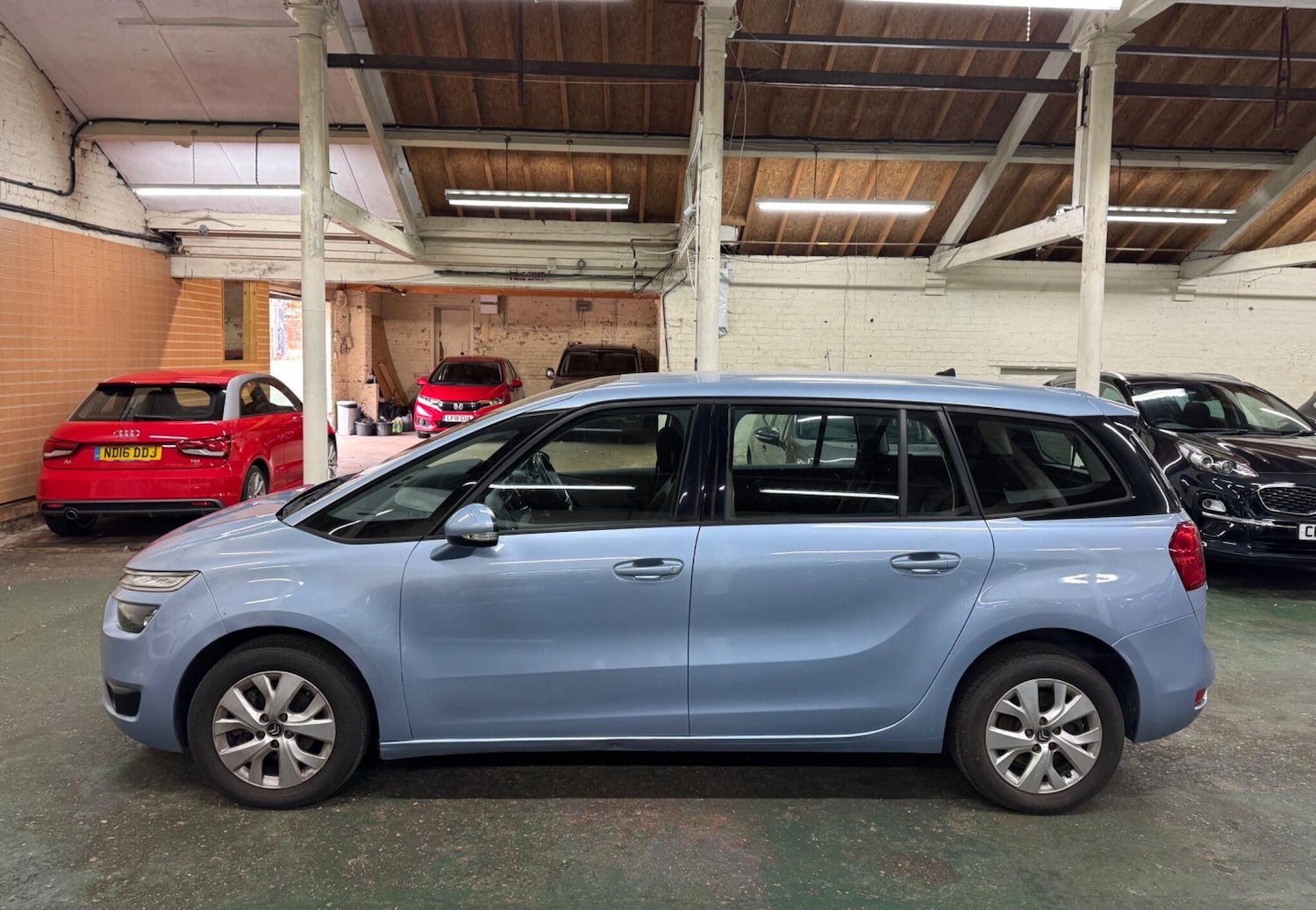 Used Citroen C4 Grand Picasso 2014 for sale - 76690891: Photo 5